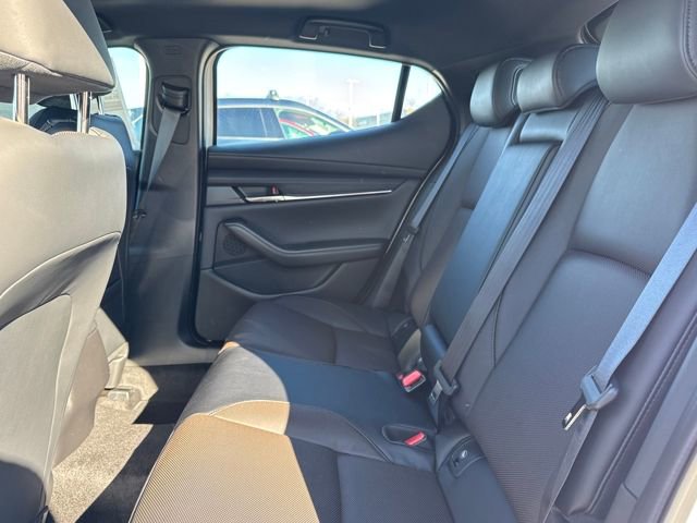 New 2026 MAZDA MAZDA3 Hatchback w/Premium Plus Pkg image 9