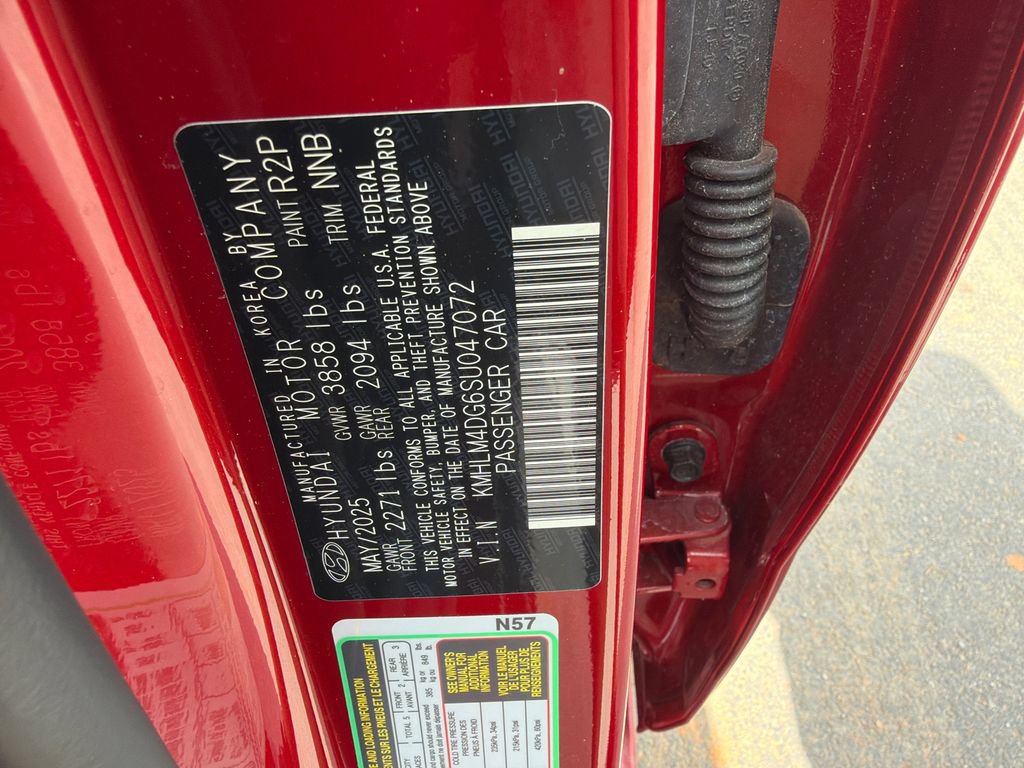 Certified 2025 Hyundai Elantra Sport FWD image 34