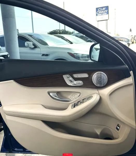 Used 2021 Mercedes-Benz C 300 Sedan image 17