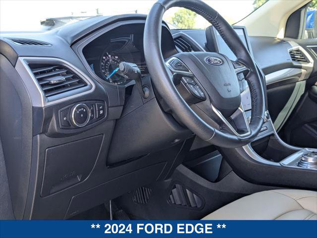 Certified 2024 Ford Edge SEL w/ Convenience Package image 12
