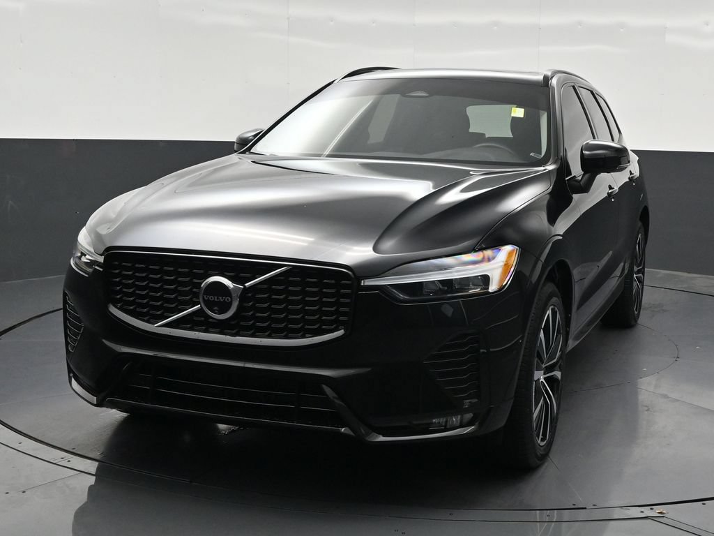 Certified 2024 Volvo XC60 B5 Plus AWD/4WD image 9