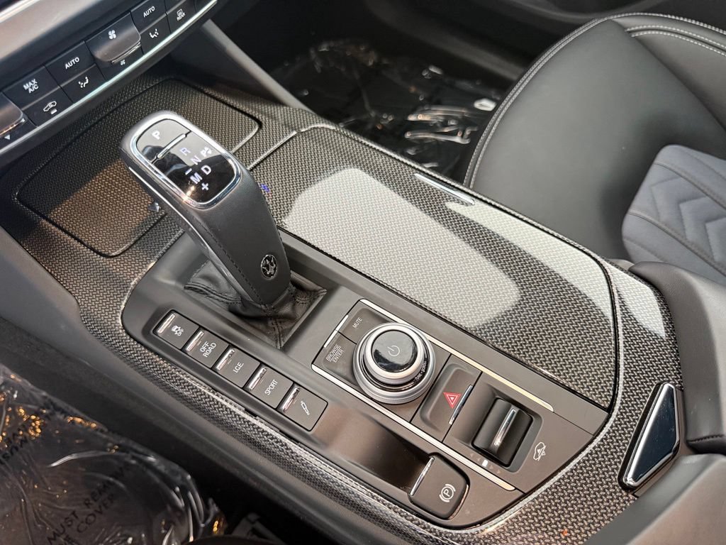 Certified 2022 Maserati Levante GT AWD/4WD image 25