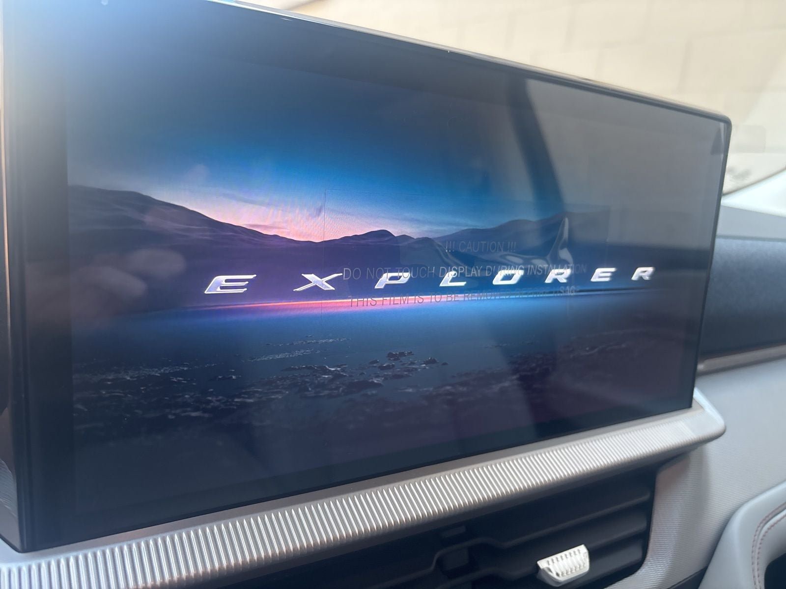 New 2026 Ford Explorer Active w/ Active Comfort Package image 14