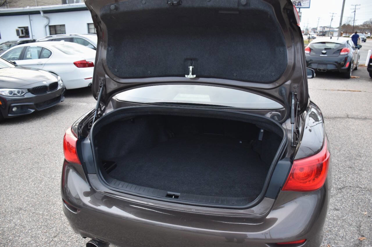 Used 2015 INFINITI Q50 Premium w/ Navigation Package AWD/4WD image 10