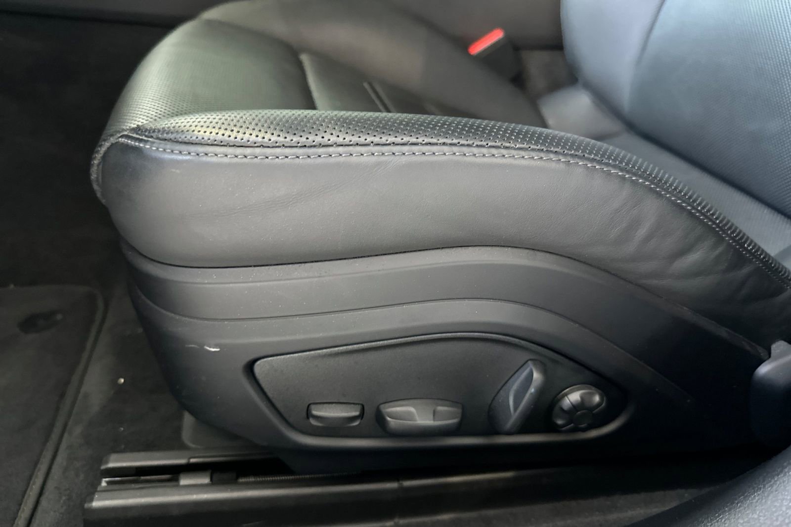 Certified 2022 Porsche Panamera Turbo S image 14