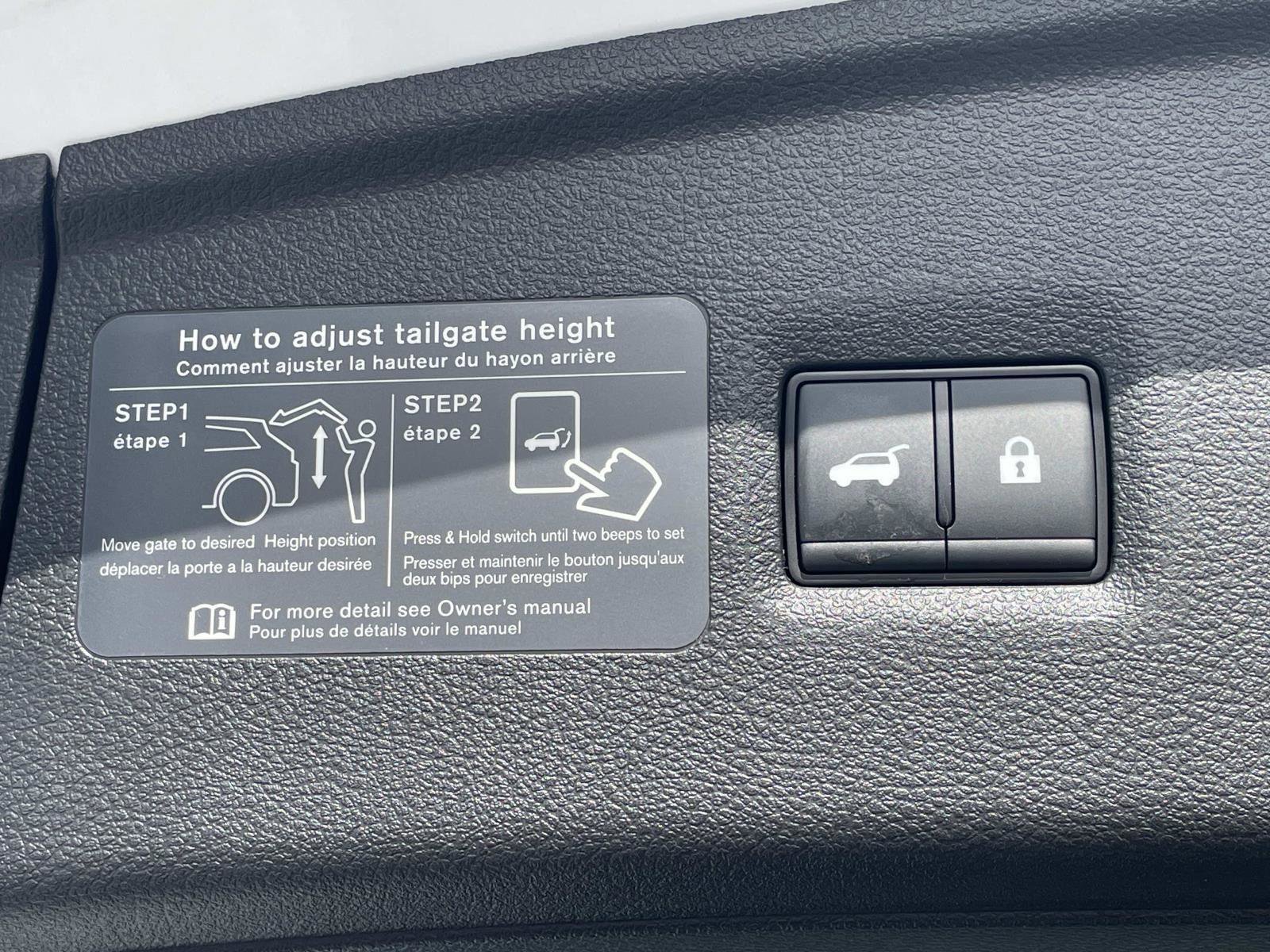 Certified 2025 INFINITI QX55 Luxe w/ Cargo Package image 9