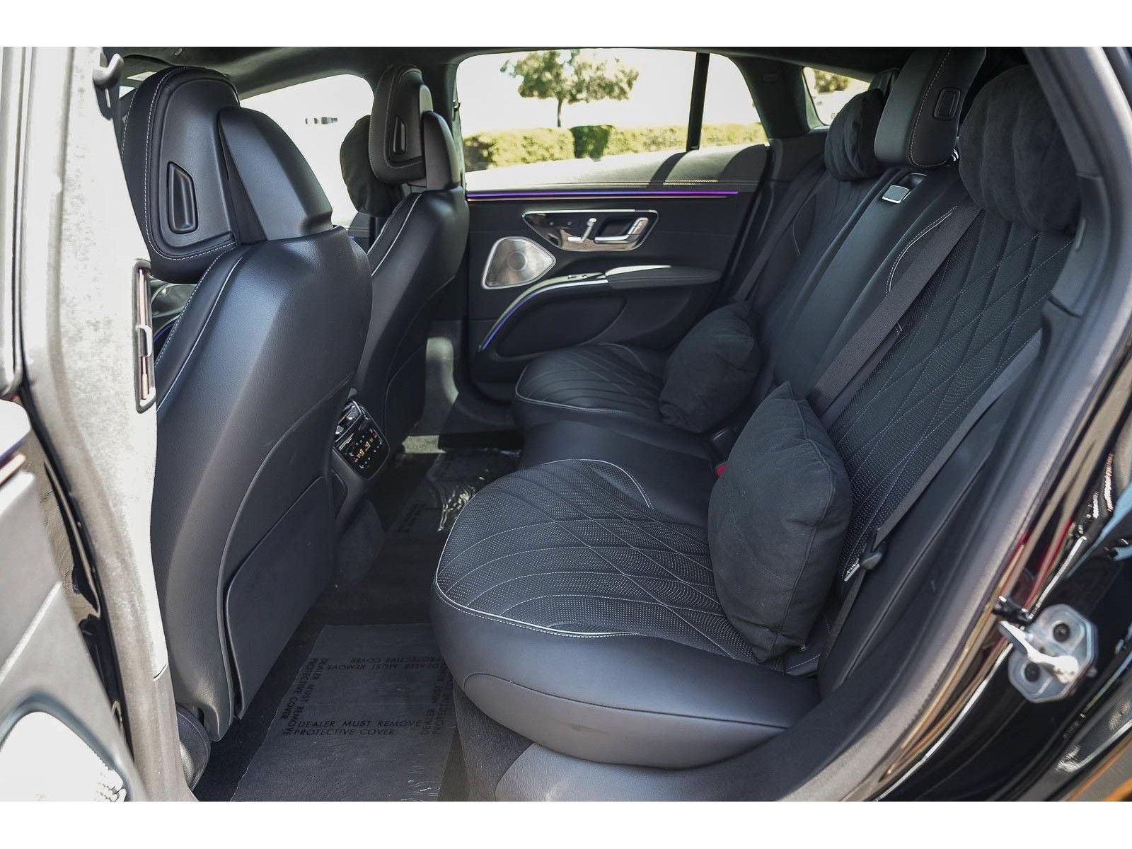 Used 2023 Mercedes-Benz EQS 580 4MATIC Sedan image 19