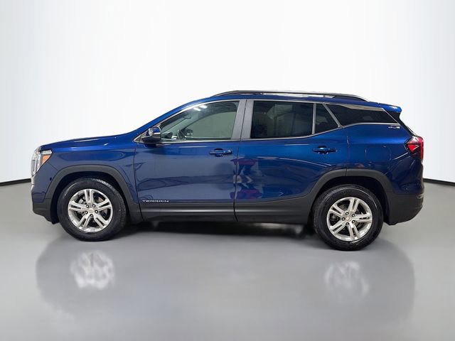 Used 2022 GMC Terrain SLE w/ Driver Convenience Package image 10