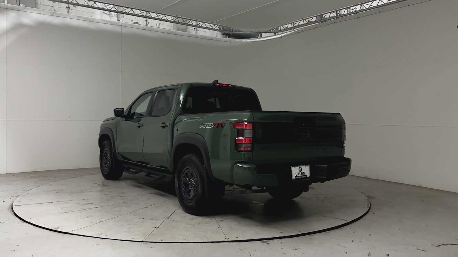 Used 2026 Nissan Frontier PRO-4X w/ Tow Package AWD/4WD image 5