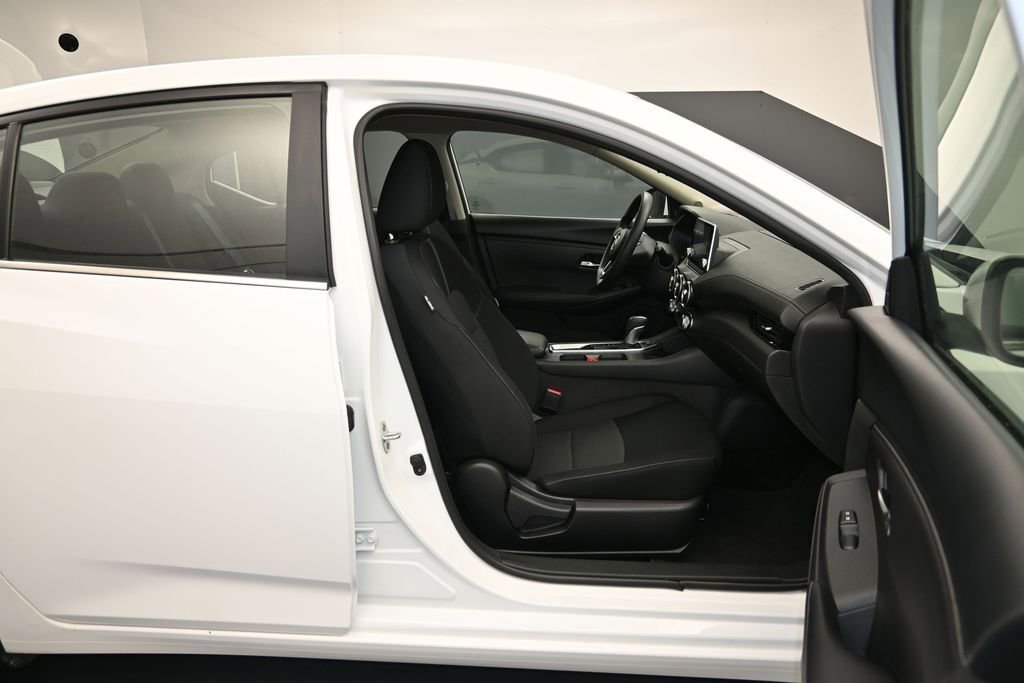 Certified 2024 Nissan Sentra SV FWD image 25