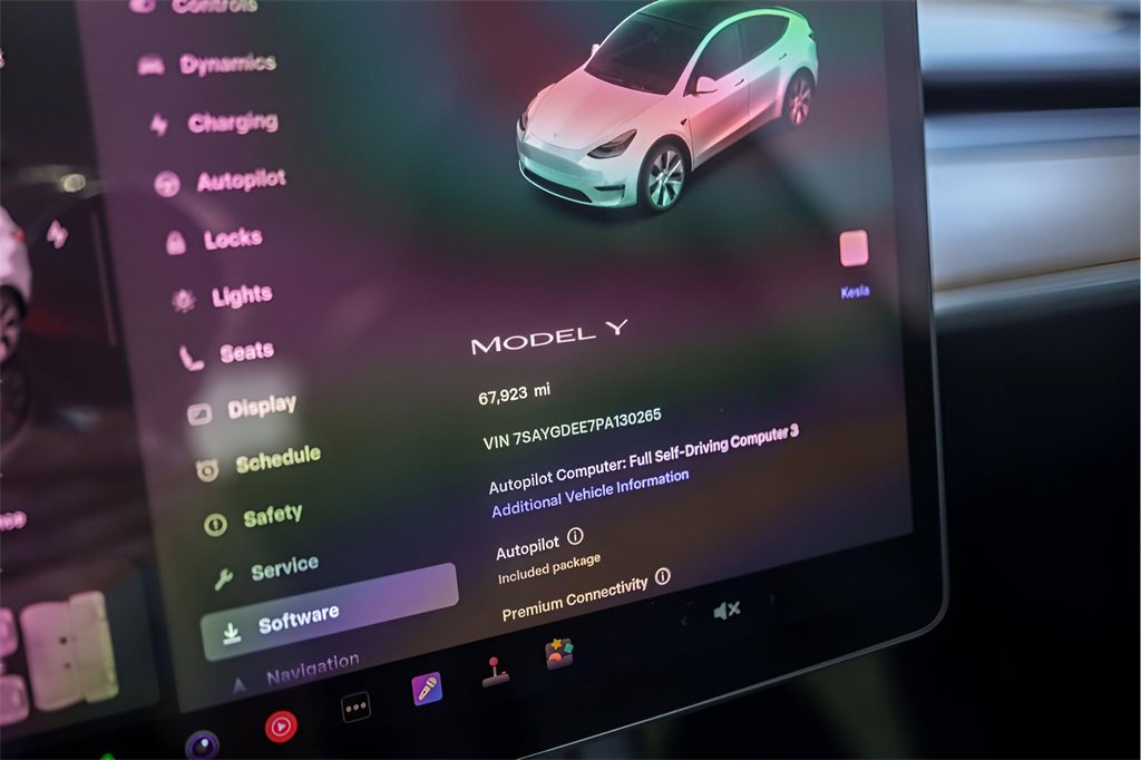 Used 2023 Tesla Model Y Long Range image 20