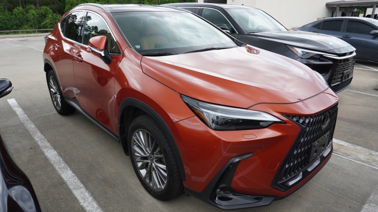 Used 2023 Lexus NX 350 AWD w/ Vision Package image 3