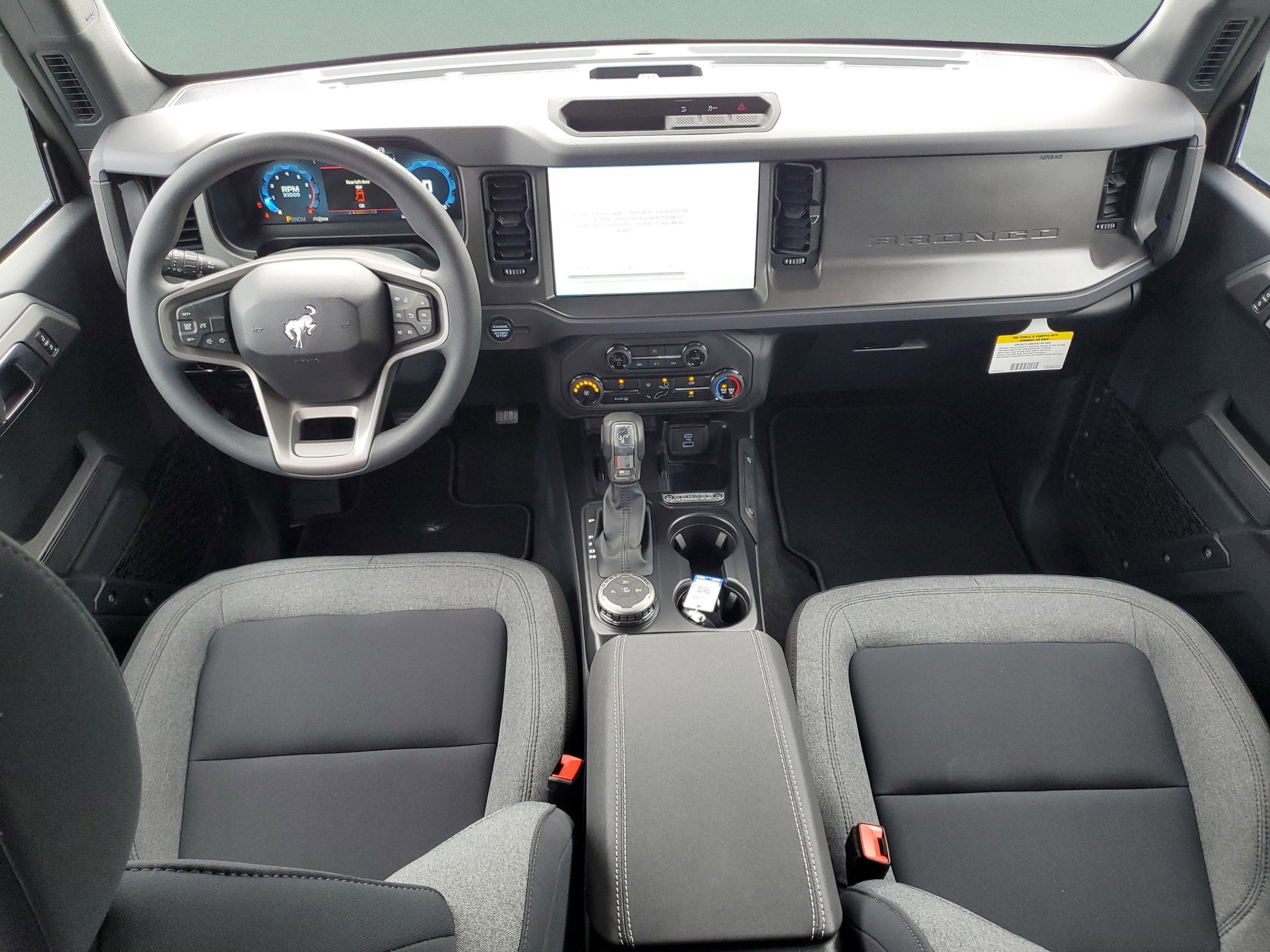 New 2025 Ford Bronco 4-Door image 14