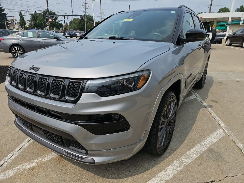 Certified 2023 Jeep Compass High Altitude AWD/4WD image 9