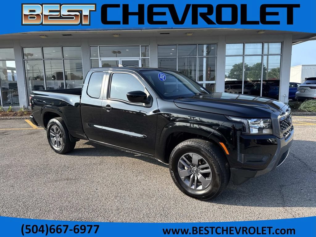 Used 2025 Nissan Frontier SV RWD image 1