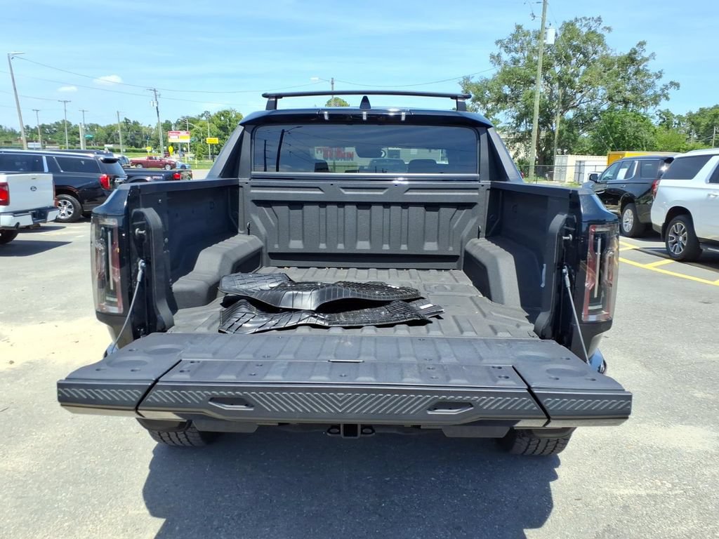 Used 2025 GMC Hummer EV 3X w/ LPO, Sport Package AWD/4WD image 19