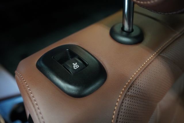 Used 2024 BMW X7 xDrive40i w/ Executive Package AWD/4WD image 75