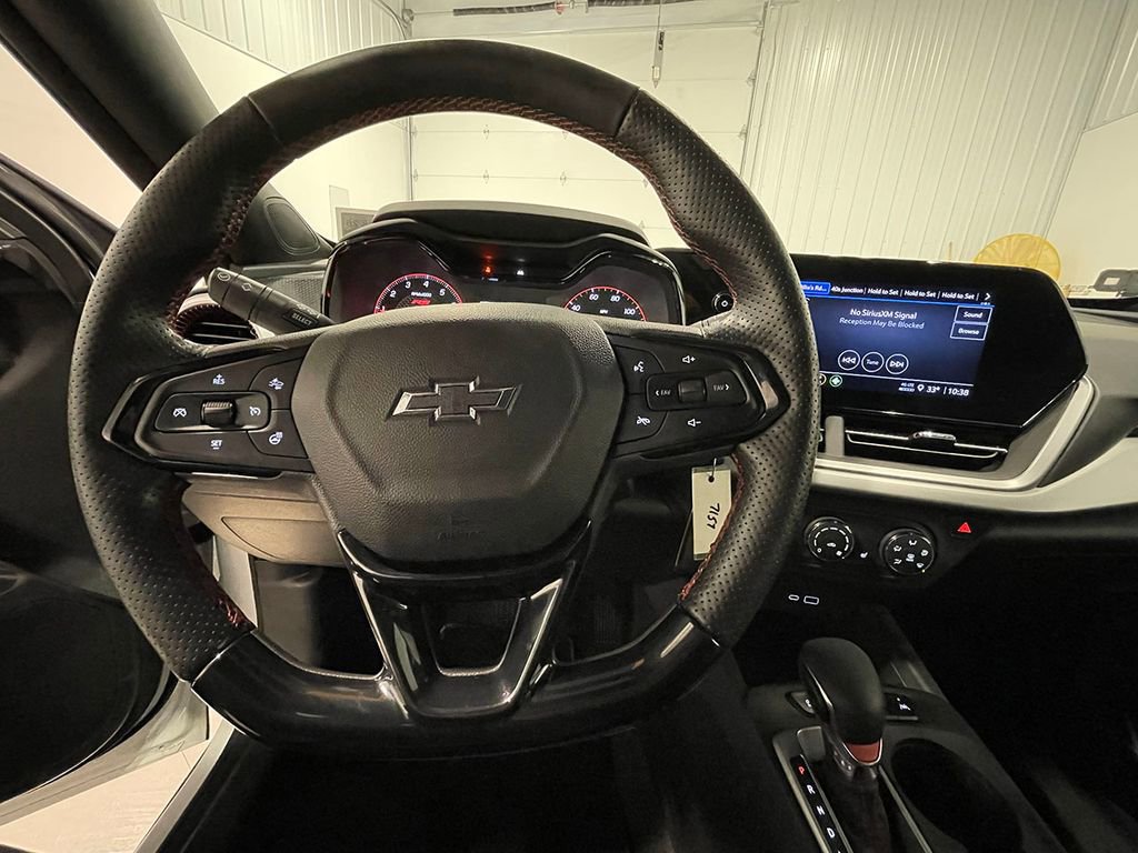 Used 2024 Chevrolet Trax RS w/ Driver Confidence Package image 32