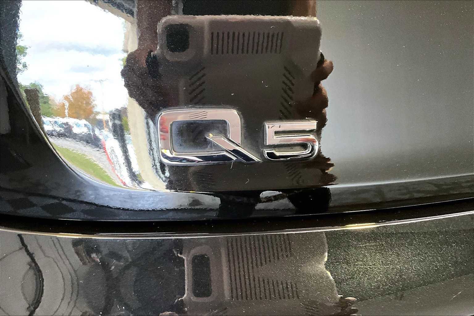 Used 2023 Audi Q5 2.0T Premium Plus w/ Premium Plus Package image 9