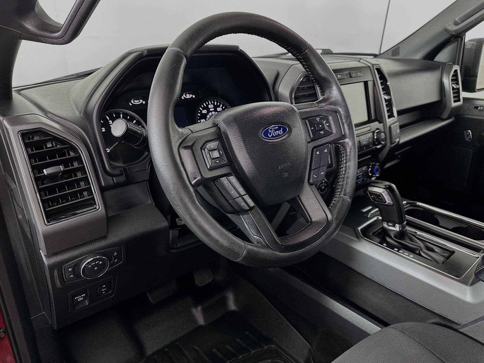 Used 2018 Ford F150 XLT w/ Equipment Group 302A Luxury AWD/4WD image 23