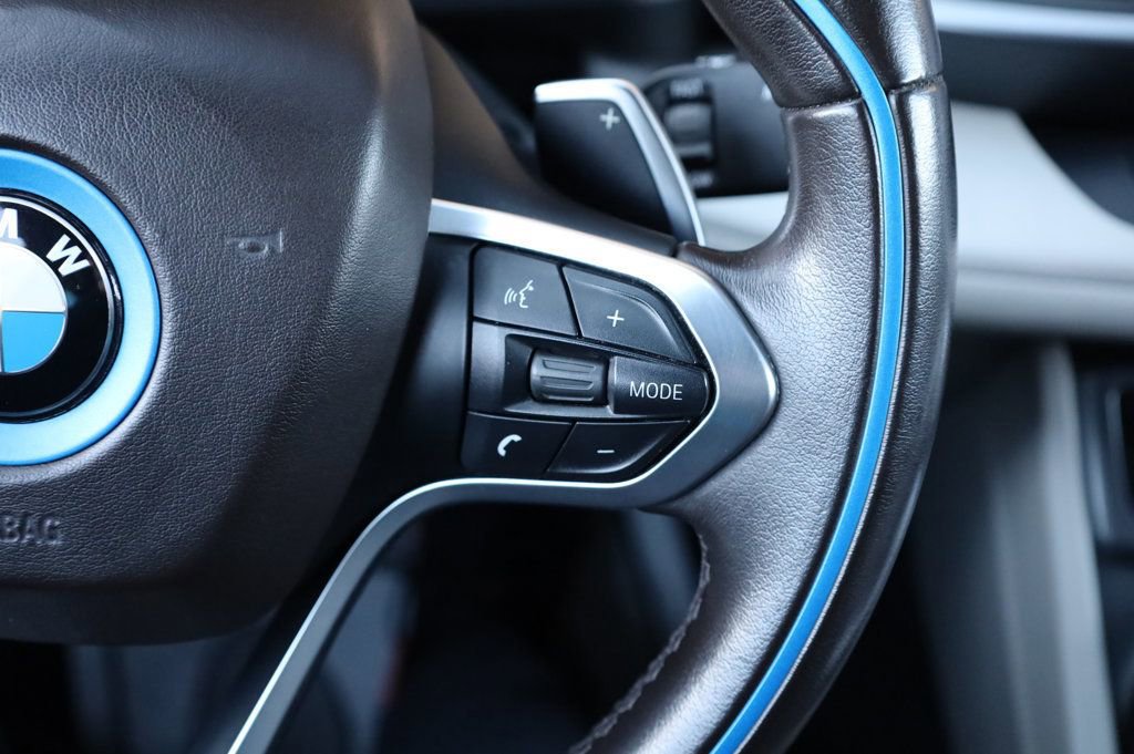 Used 2014 BMW i8 image 26