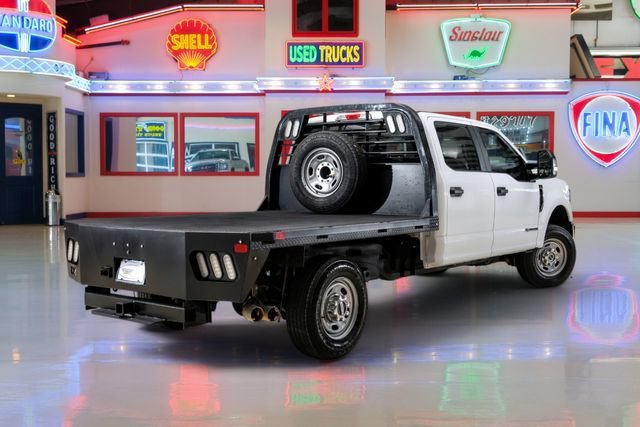 Used 2022 Ford F250 XL w/ Power Equipment Group AWD/4WD image 3