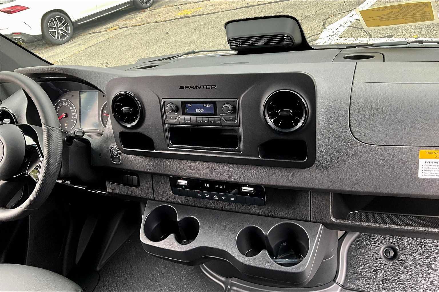 New 2025 Mercedes-Benz Sprinter 2500 image 8