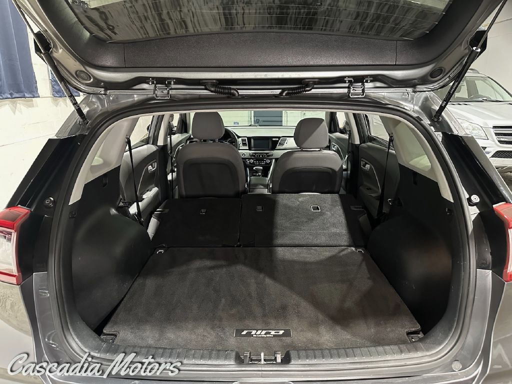 Used 2017 Kia Niro LX FWD image 10