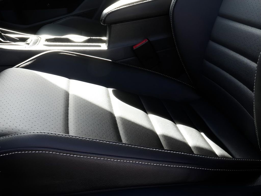 Used 2024 Volkswagen Jetta SE image 17