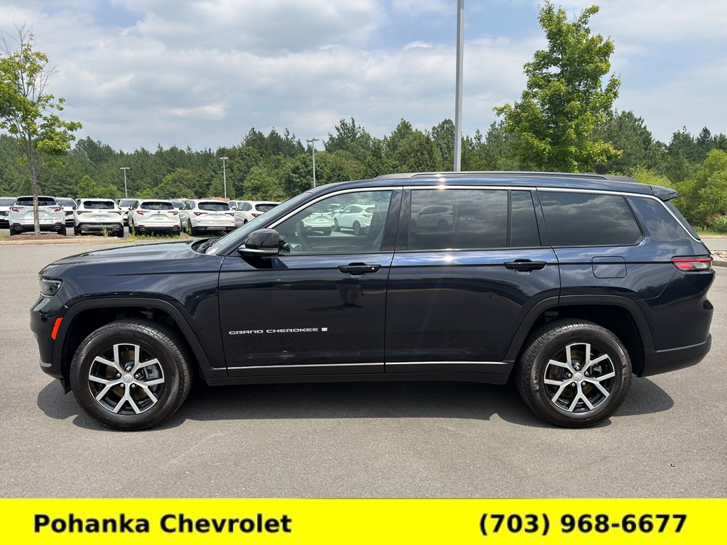 Used 2024 Jeep Grand Cherokee L Limited AWD/4WD image 4
