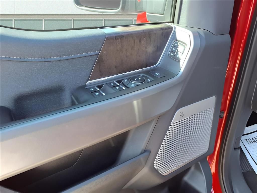 Used 2024 Ford F350 Lariat w/ Lariat Ultimate Package image 15