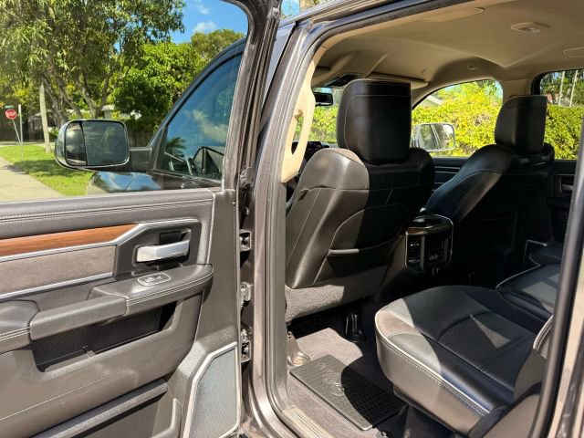Used 2022 RAM 3500 Laramie image 12