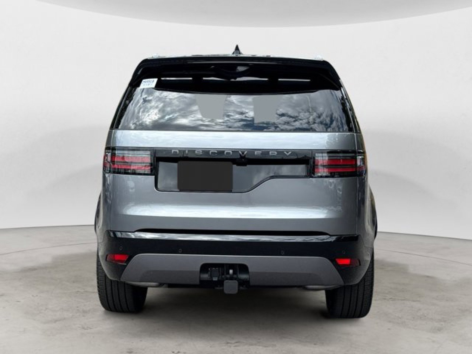 New 2025 Land Rover Discovery Dynamic SE image 5