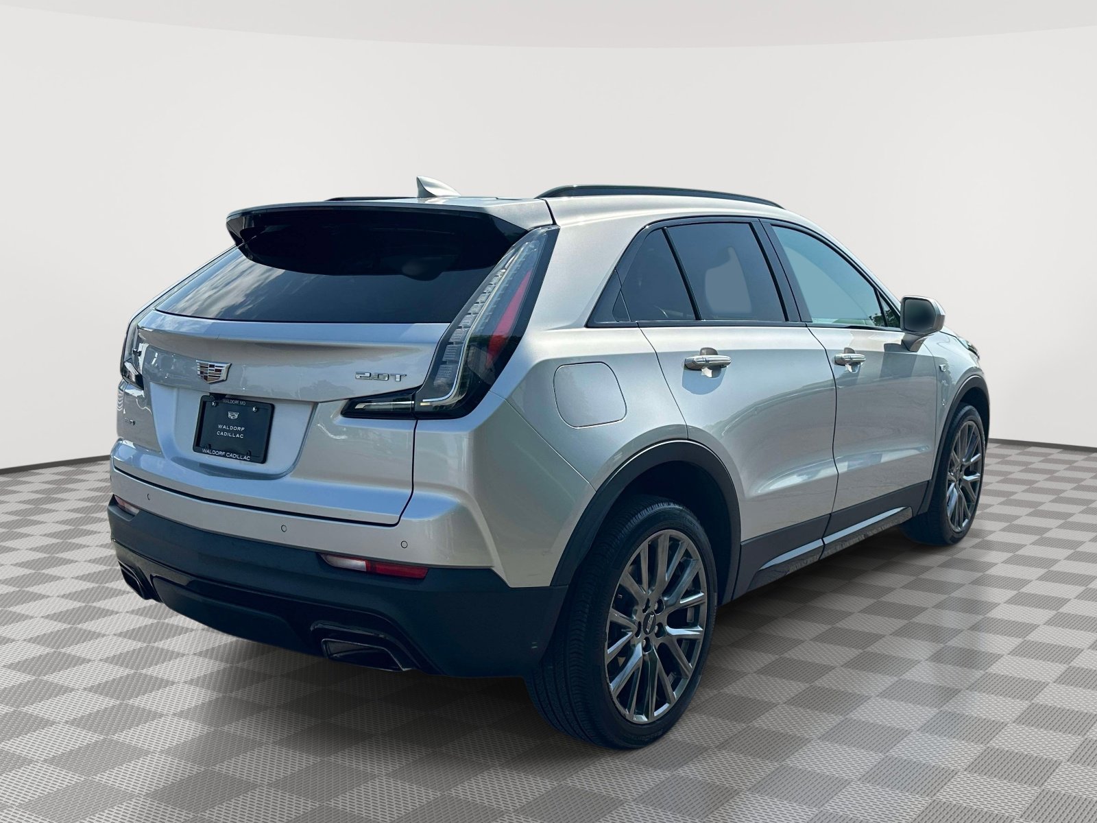 Used 2019 Cadillac XT4 Sport w/ LPO, Midnight Sport Package AWD/4WD image 5