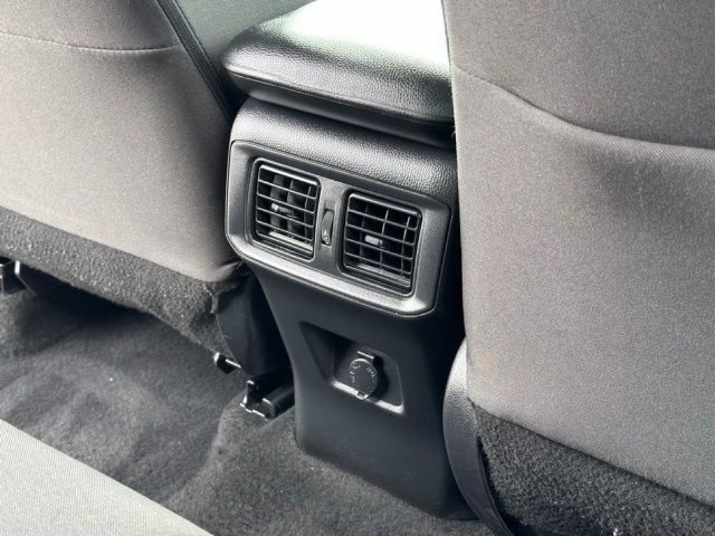 Used 2022 Toyota RAV4 LE w/ Carpet Mat Package (TMS) AWD/4WD image 25