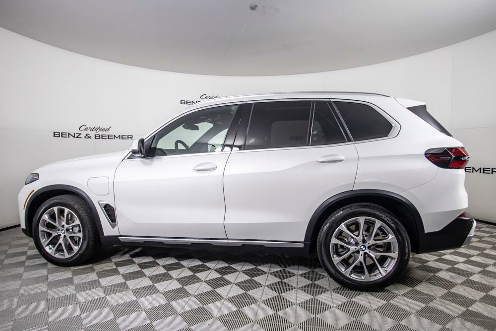 Used 2026 BMW X5 xDrive50e w/ Climate Comfort Package AWD/4WD image 9
