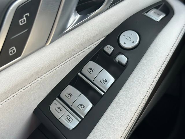Certified 2025 BMW X7 xDrive40i w/ Premium Package image 24