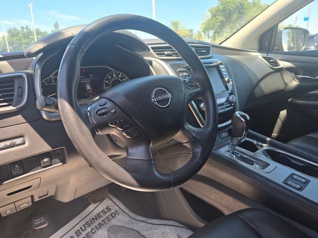 Used 2023 Nissan Murano SV AWD/4WD image 13