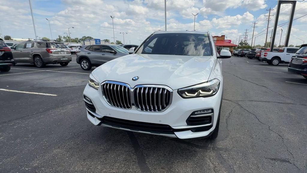 Used 2019 BMW X5 xDrive40i w/ Convenience Package AWD/4WD image 3