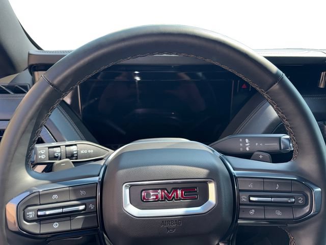 Certified 2025 GMC Yukon XL AT4 w/ AT4 Premium Package AWD/4WD image 14
