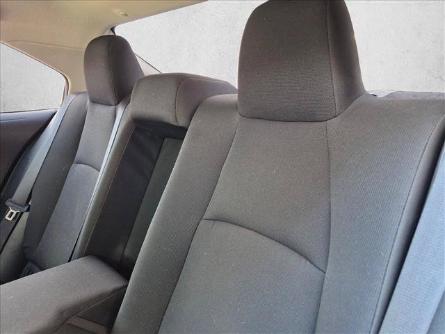 Used 2022 Toyota Corolla LE FWD image 13