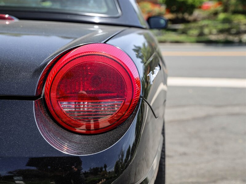 Used 2002 Ford Thunderbird RWD image 15