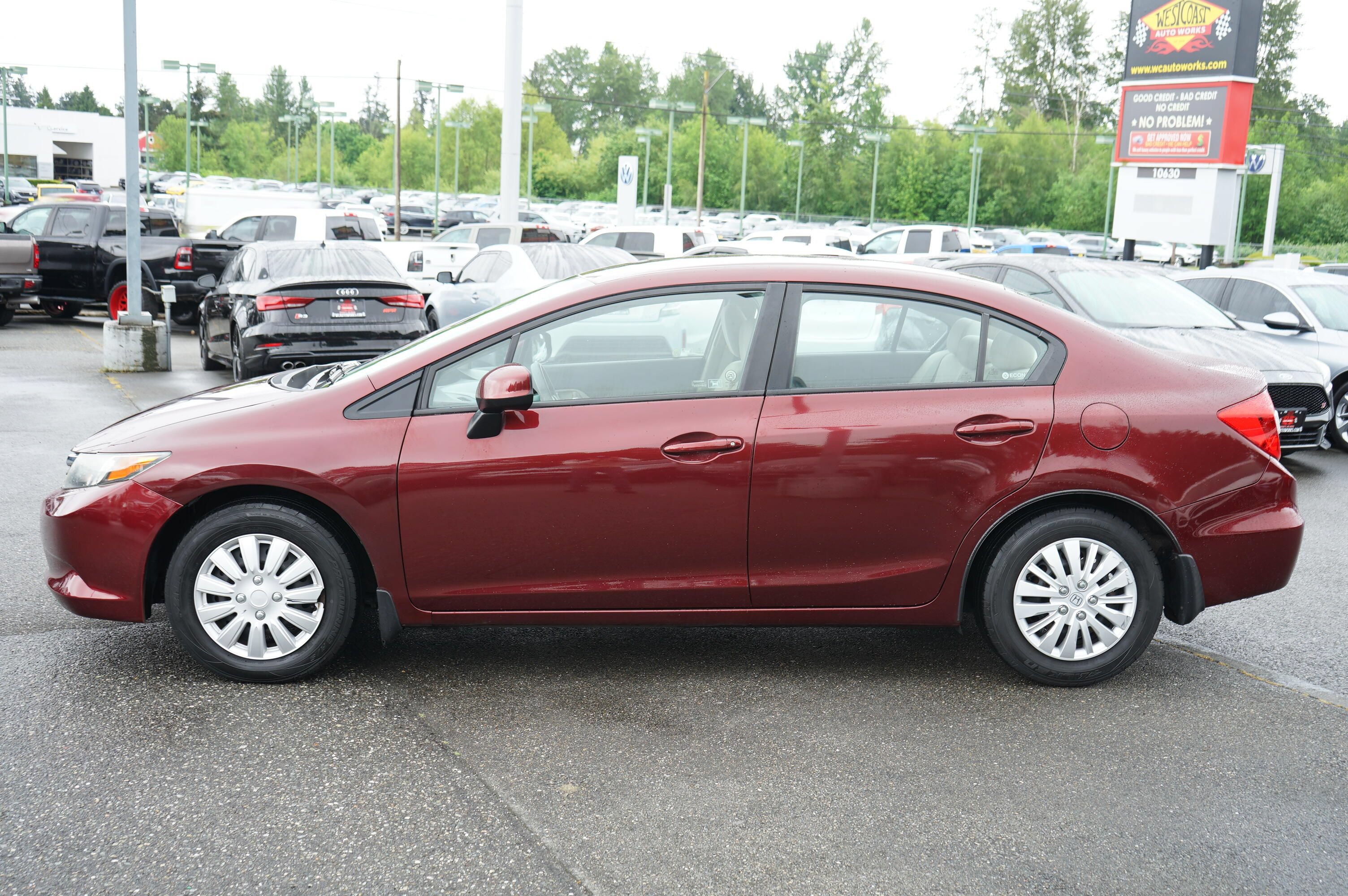Used 2012 Honda Civic LX image 2