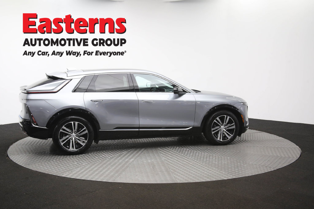 Used 2024 Cadillac Lyriq Luxury AWD/4WD image 50
