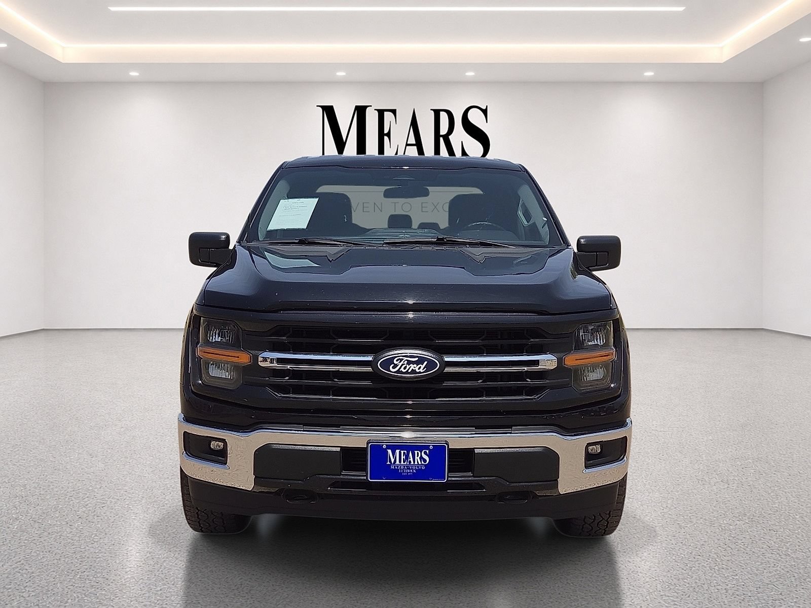 Used 2025 Ford F150 XLT w/ Equipment Group 301A Standard AWD/4WD image 8