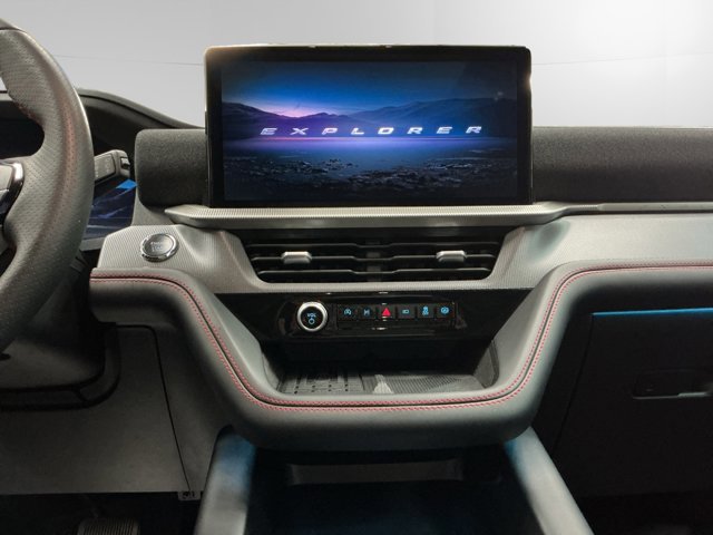 Certified 2025 Ford Explorer ST image 11