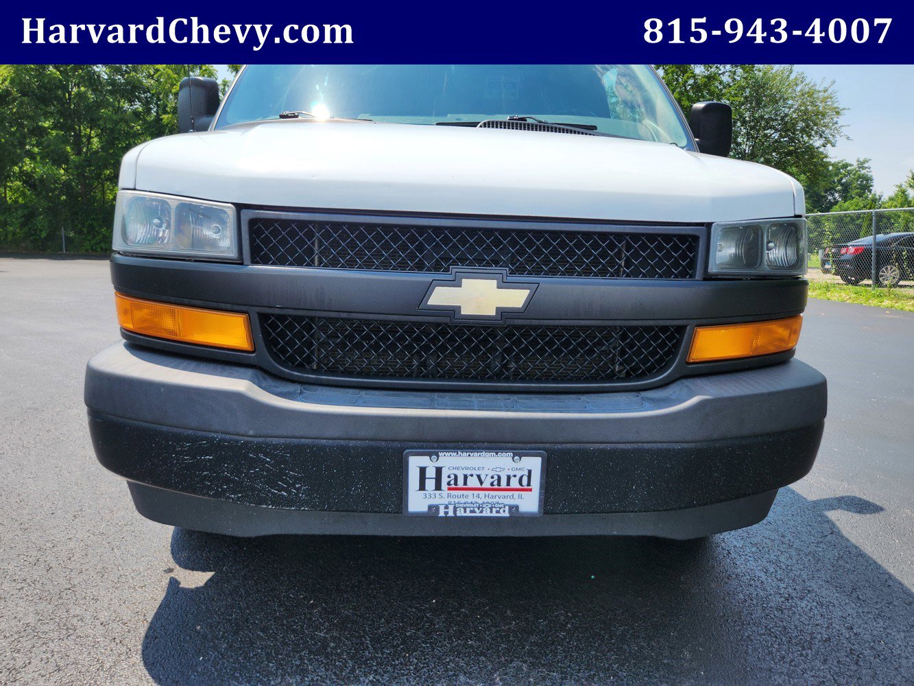 Used 2019 Chevrolet Express 3500 w/ Driver Convenience Package image 28