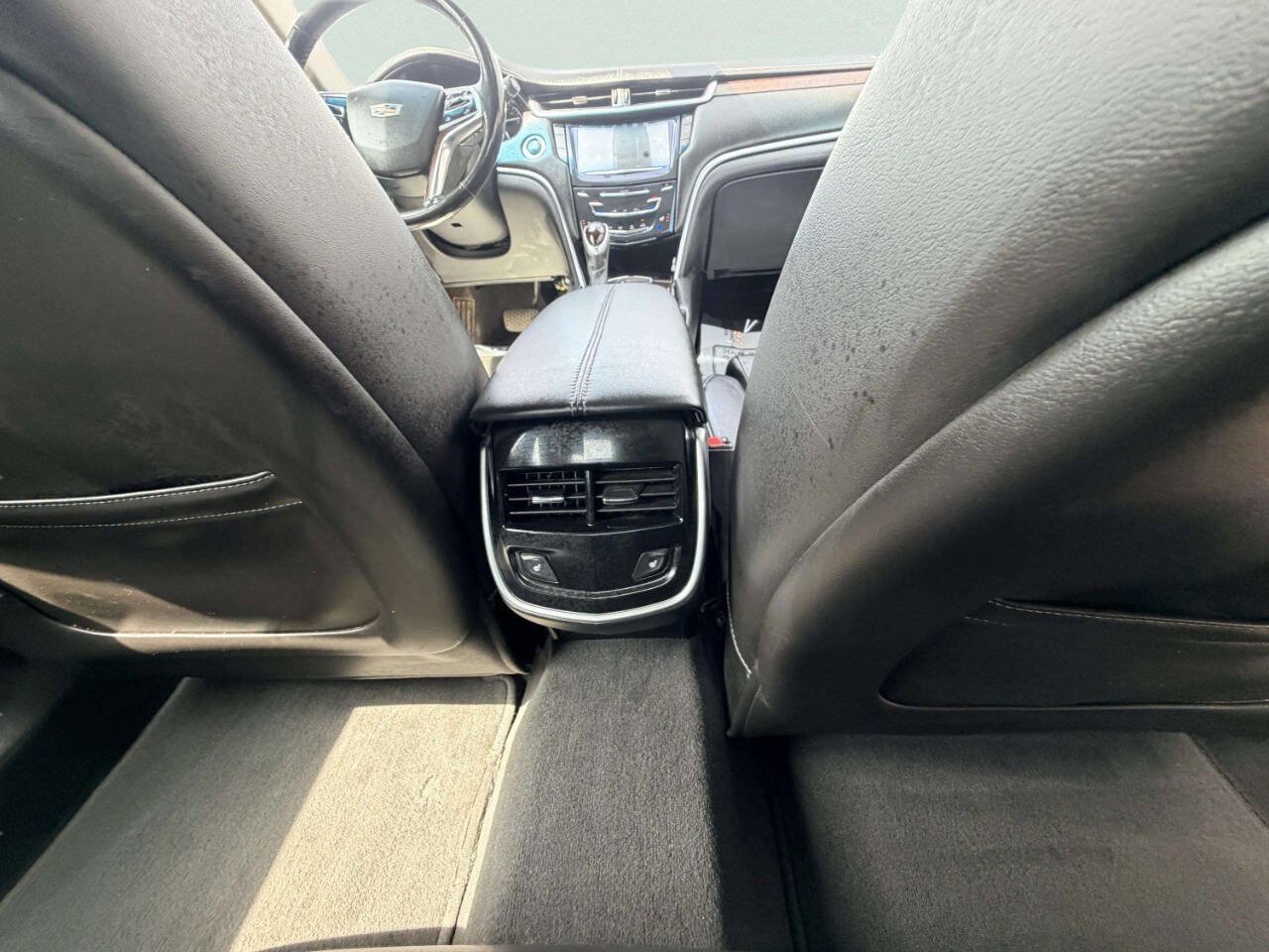 Used 2017 Cadillac XTS Luxury FWD image 27