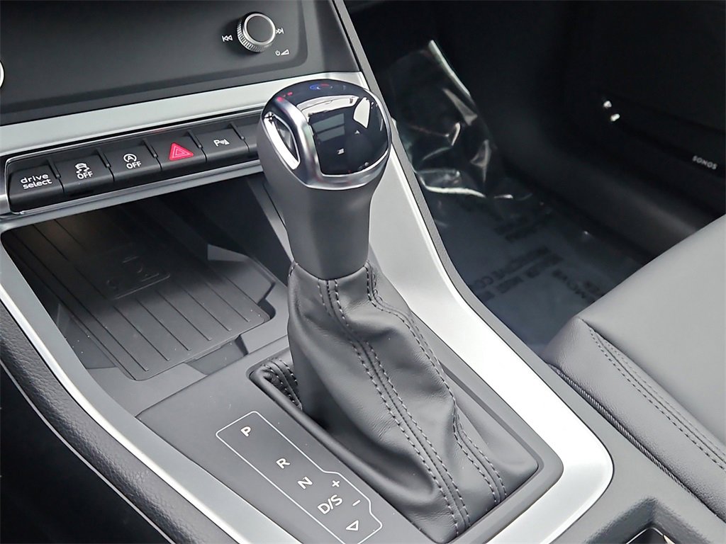 New 2025 Audi Q3 2.0T Premium image 20