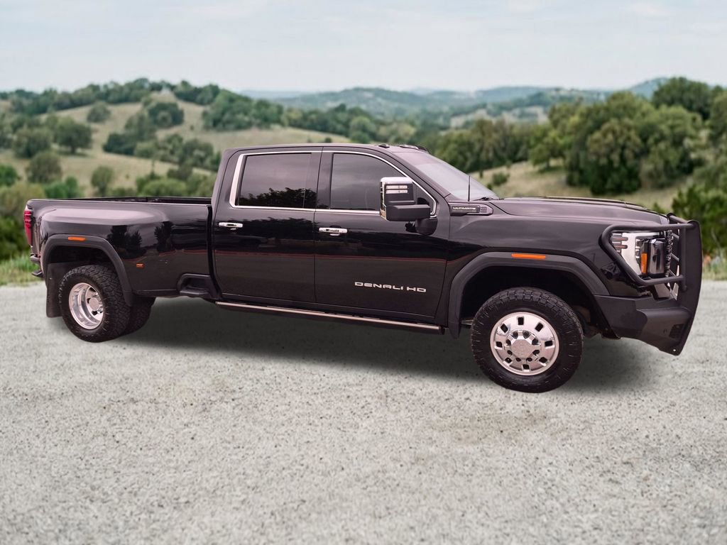 Used 2024 GMC Sierra 3500 Denali Ultimate AWD/4WD image 14